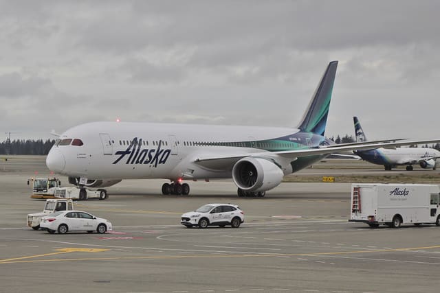 N784HA - Boeing
