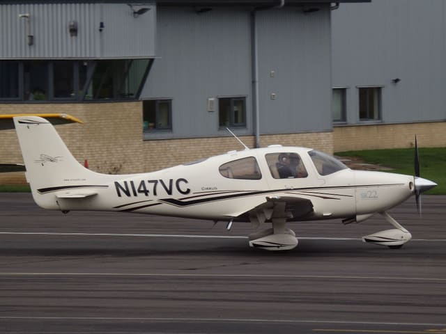 N147VC - Cirrus
