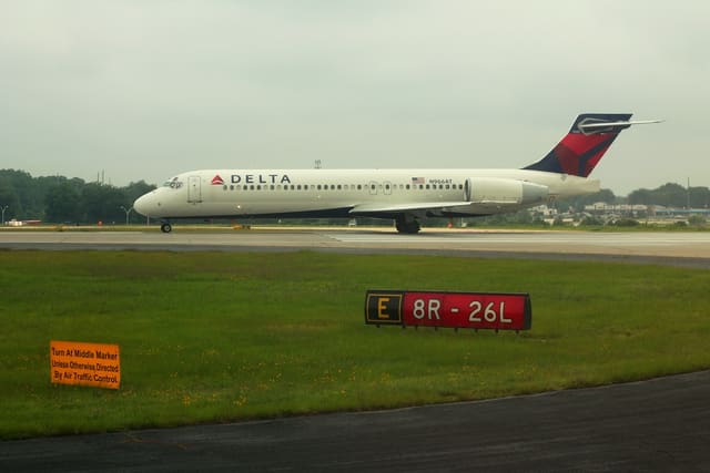N966AT - Aircraft