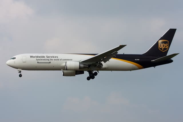 N329UP - Boeing