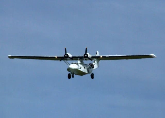  - Twin-engine aircraft