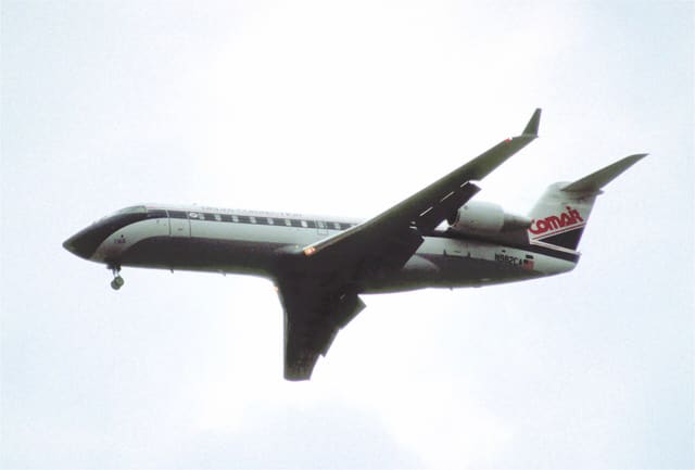 N982CA - Aircraft