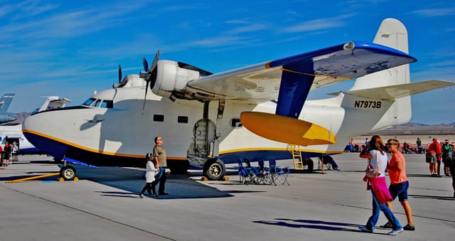 N7973B - Twin-engine aircraft