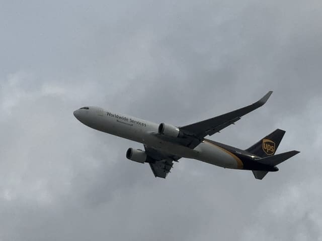N325UP - Boeing