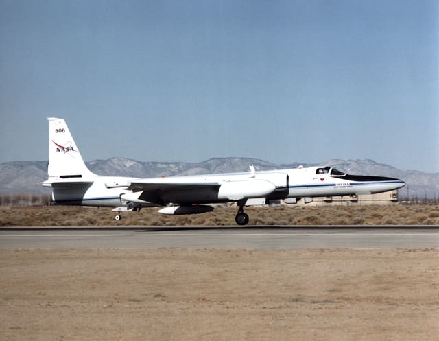 N806NA - Lockheed
