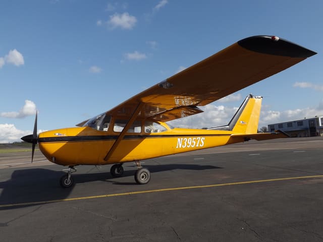 N3957S - Cessna
