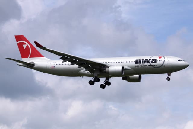 N856NW - Airbus