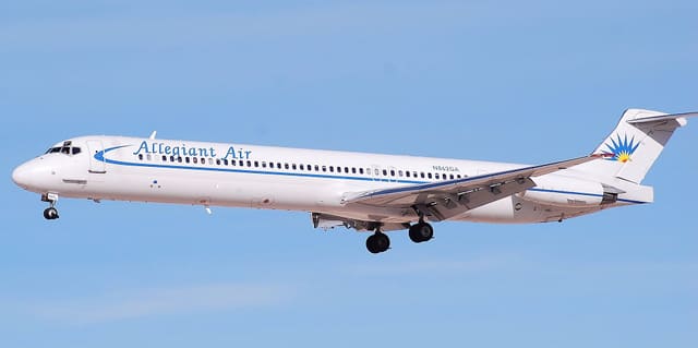 N862GA - Douglas