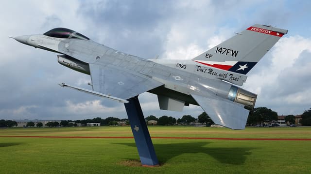  - Single-engine aircraft