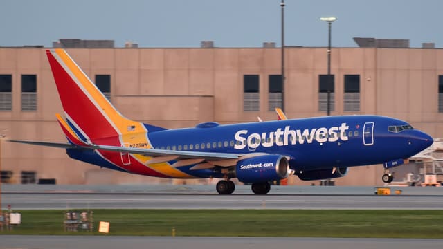 N225WN - Boeing
