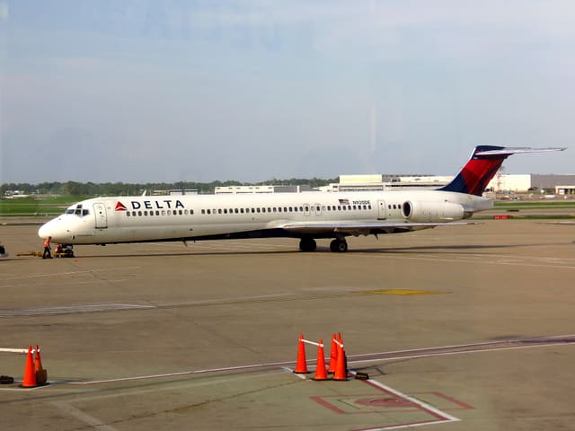 N920DE - Aircraft