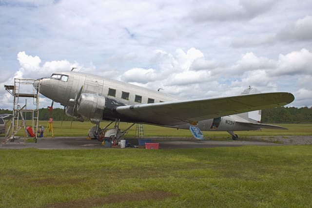 N129H - Douglas