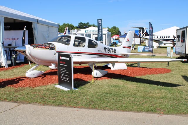 N1974B - Cirrus