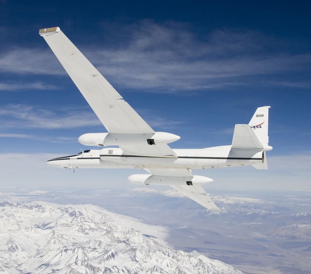 N809NA - Business jet