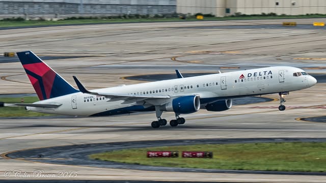N693DL - Boeing