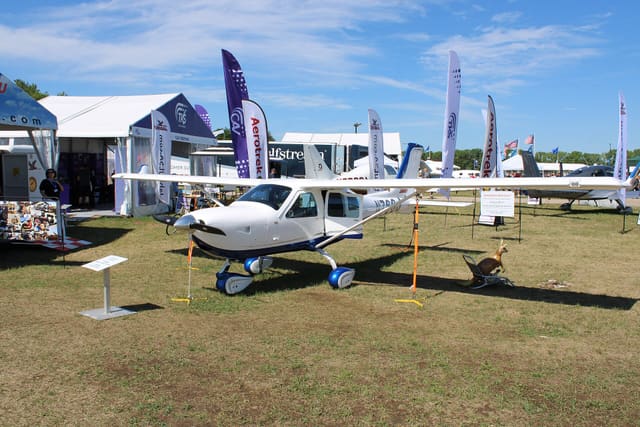 N766J - Aircraft