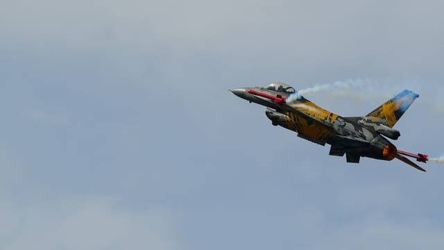  - Single-engine aircraft