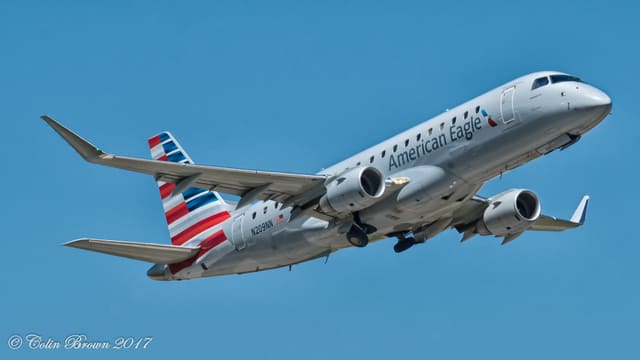 N209NN - Embraer