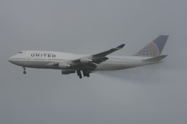 N118UA - Boeing