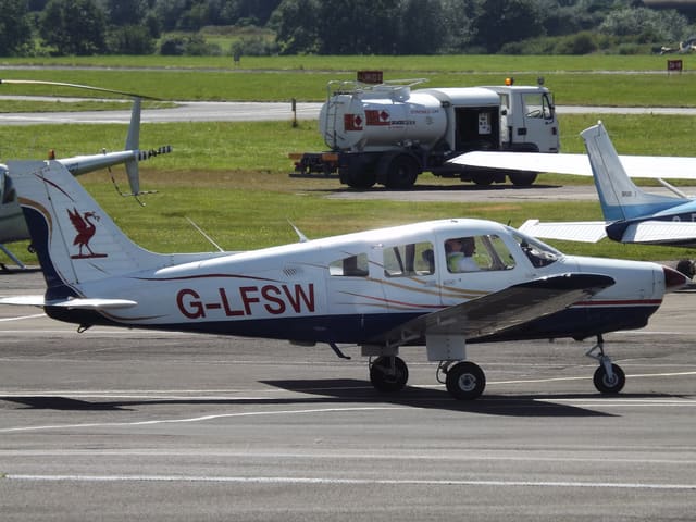 G-LFSW - Piper