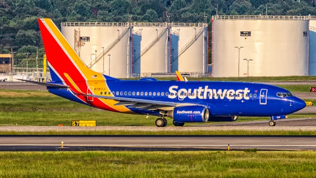 N7817J - Boeing