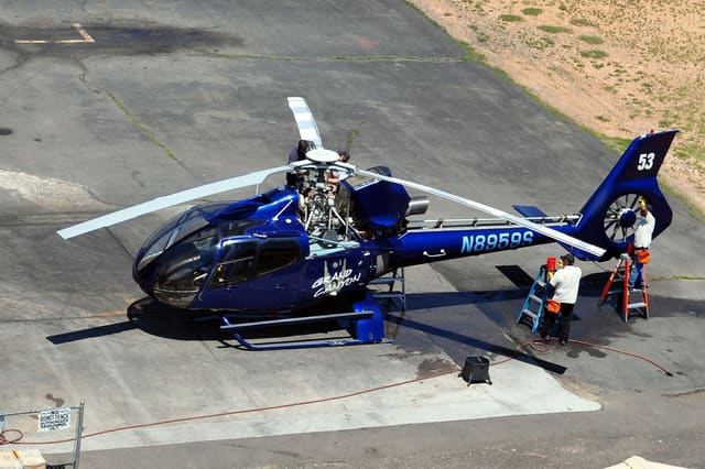 N8959S - Helicopter