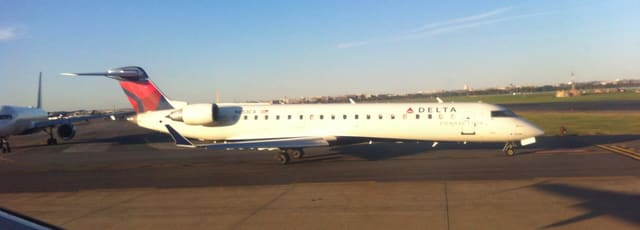 N653CA - Twin-engine aircraft