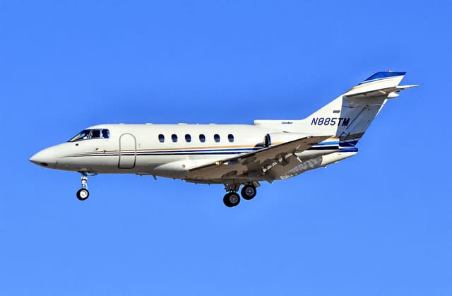N885TM - Business jet