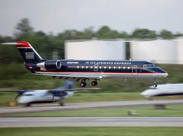 N251PS - Bombardier