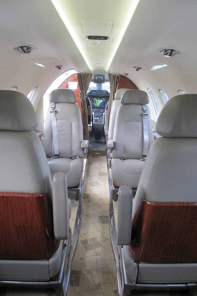 N317FL - Business jet