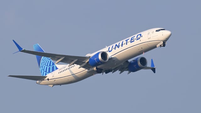 N77587 - Boeing