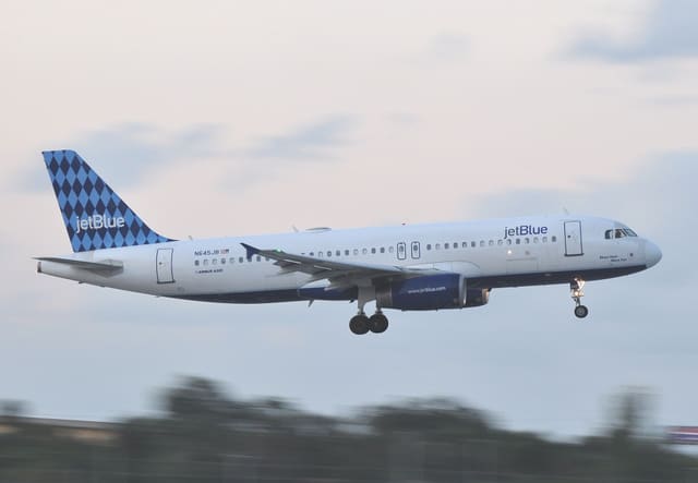 N645JB - Airbus