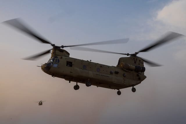  - Helicopter