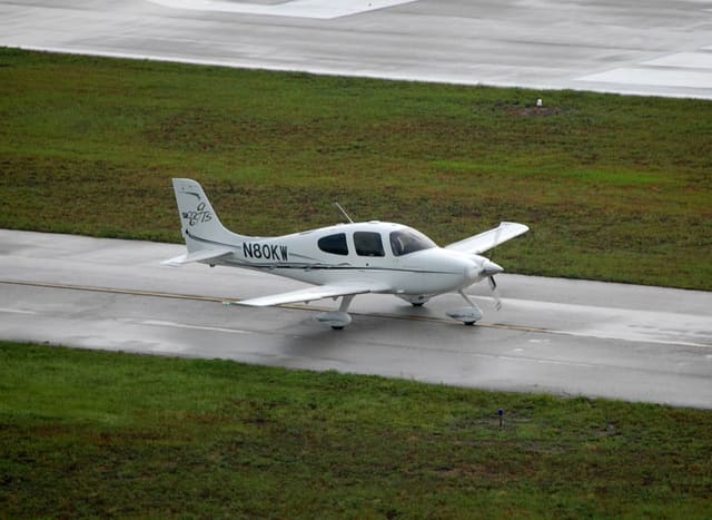 N80KW - Cirrus