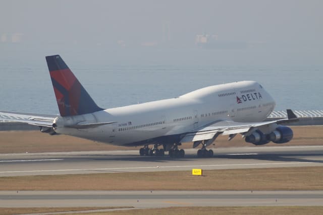 N676NW - Boeing
