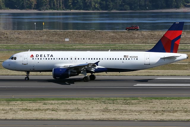 N320US - Airbus