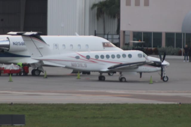 N831LS - Beechcraft