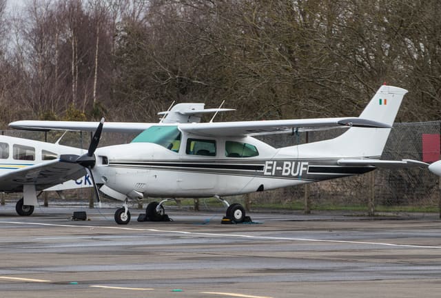 EI-BUF - Cessna