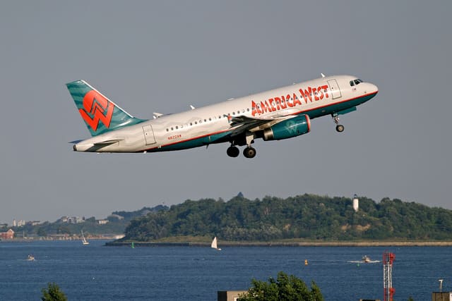 N822AW - Airbus