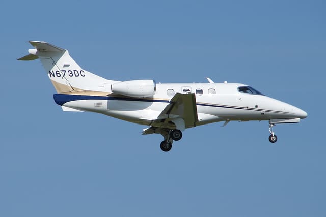 N673DC - Business jet