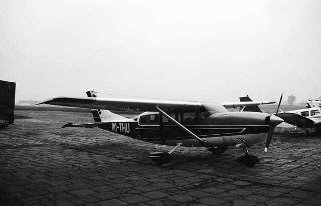 OO-THU - Single-engine aircraft