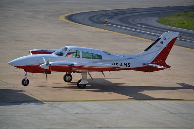 HS-AMS - Cessna