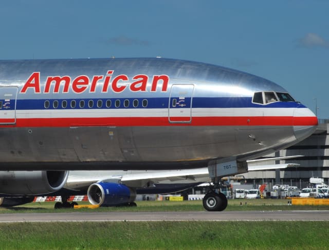 N758AN - Boeing