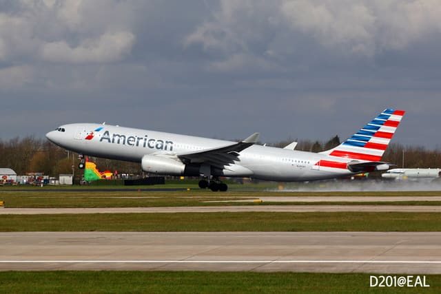 N284AY - Airbus