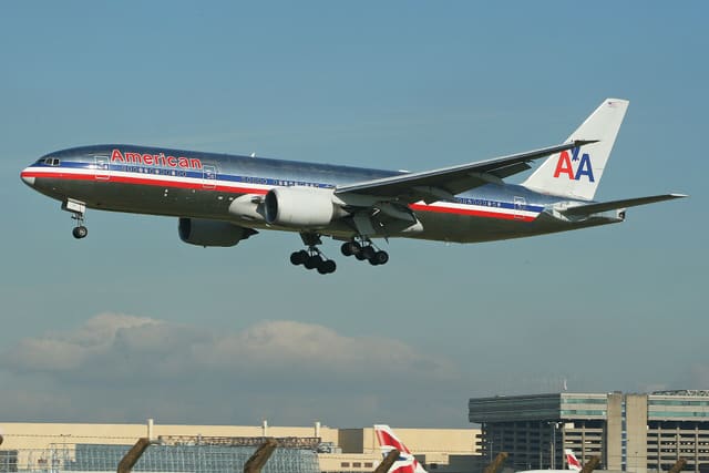 N786AN - Twin-engine aircraft
