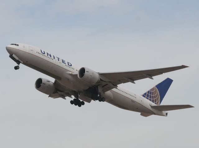 N74007 - Boeing
