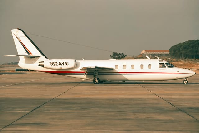 N124VS - Business jet