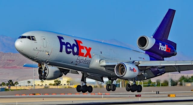 N318FE - Douglas