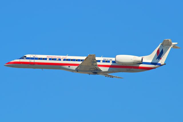 N837AE - Embraer