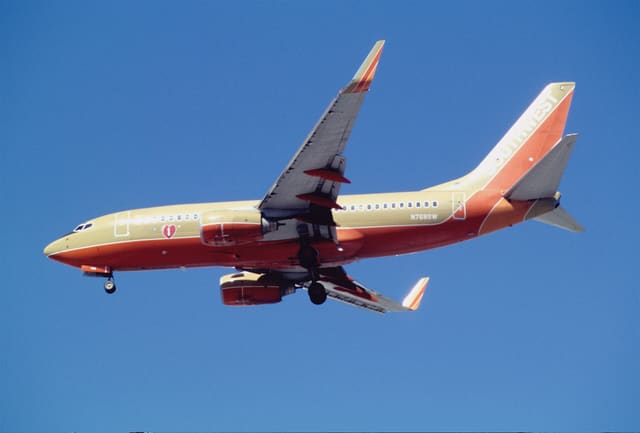 N768SW - Boeing